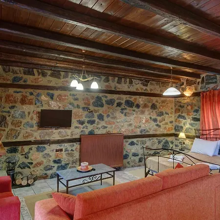 Guest house Mouses Agios Athanasios (Pella)
