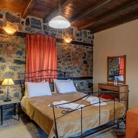 Guest house Mouses Agios Athanasios (Pella)