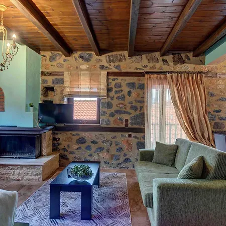 Mouses Guest house Agios Athanasios (Pella)