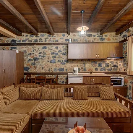Guest house Mouses Agios Athanasios (Pella)