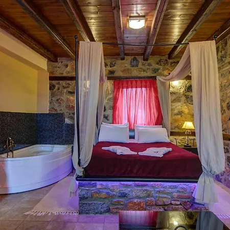 Mouses Agios Athanasios (Pella)