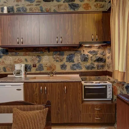 Guest house Mouses Agios Athanasios (Pella)